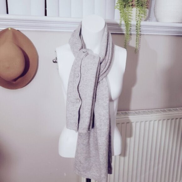 Dean & White 100٪ Premium Pure Cashmere Multi Way Two Sided Button Opening Shawl - Picture 10 of 15